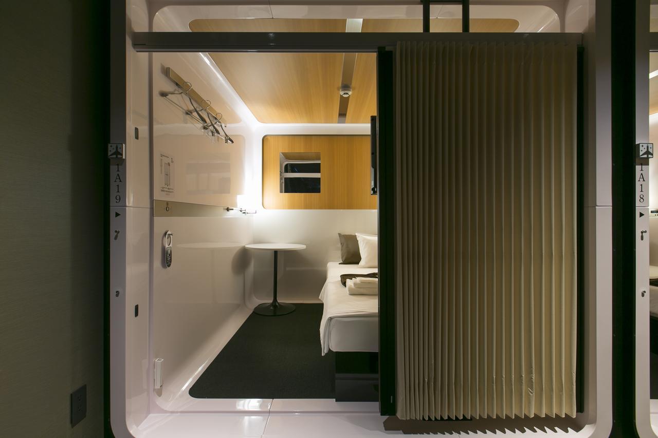 First Cabin Hanshin Nishiumeda 大阪市 エクステリア 写真